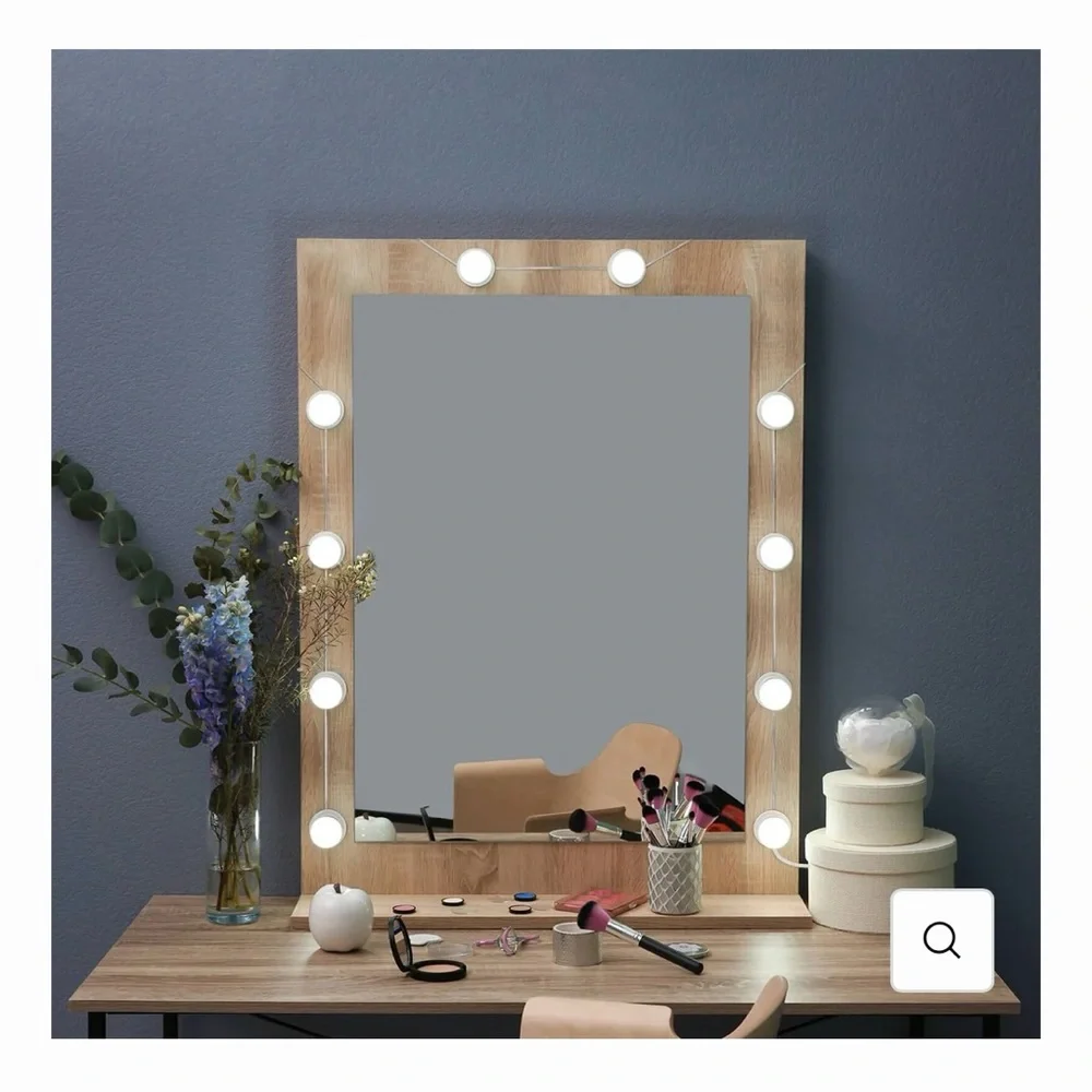 LuMee Studio Vanity LED Lights from Casemate